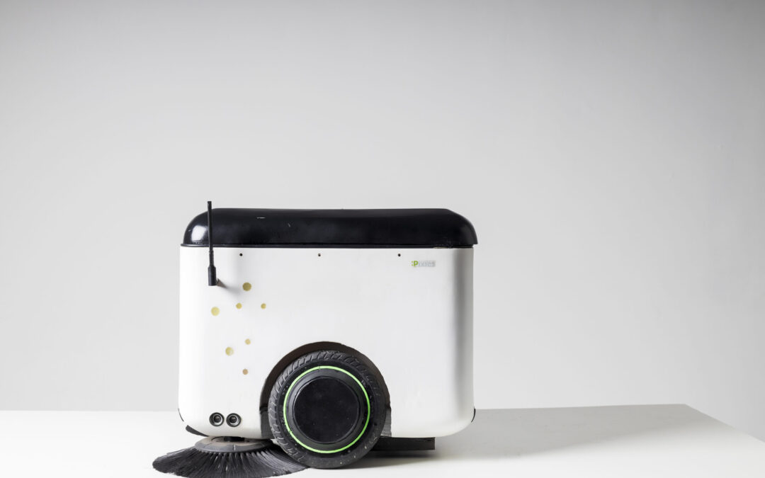 pixies, da una startup italiana robot e panchina smart per parchi puliti
